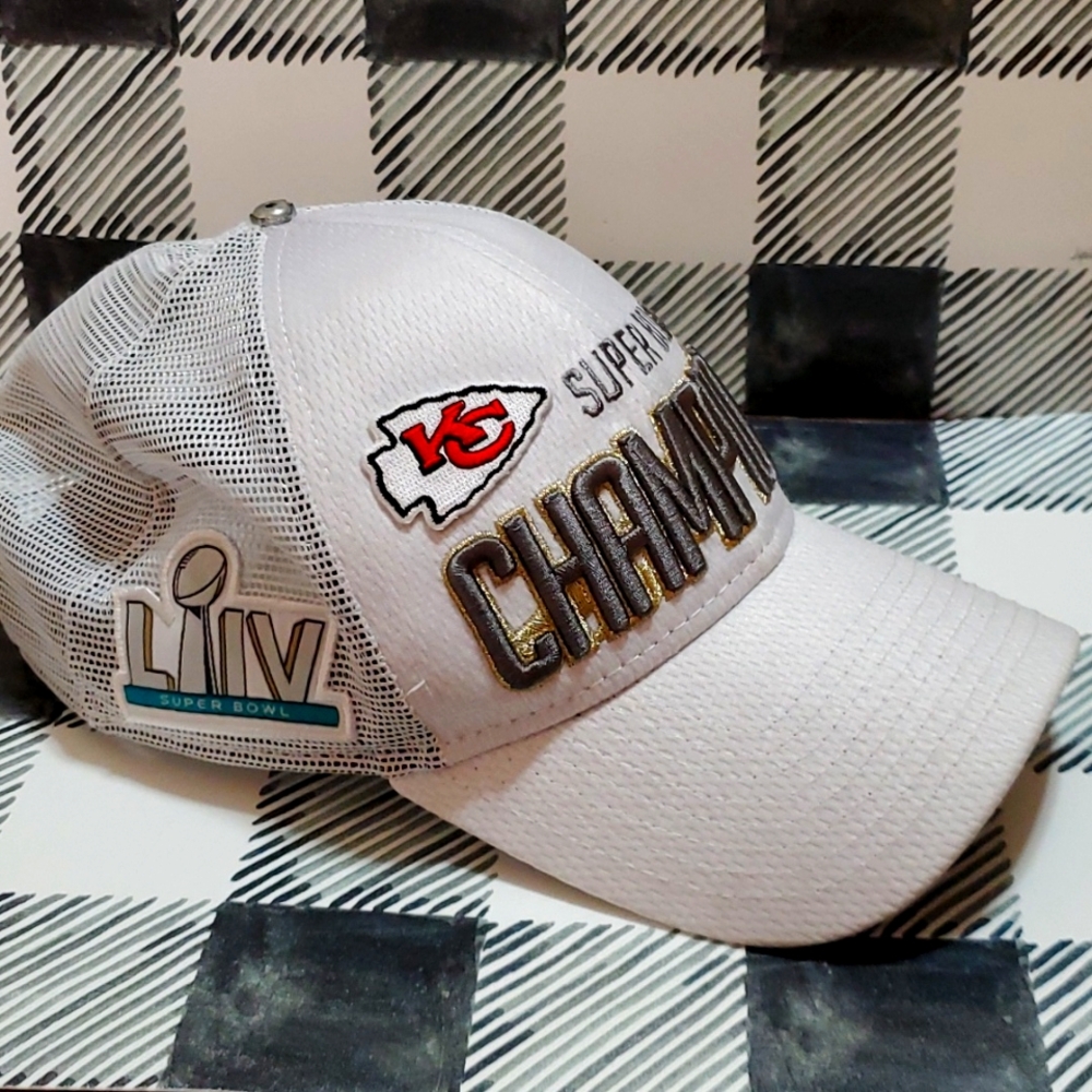 Chiefs Superbowl Champion official ball cap!